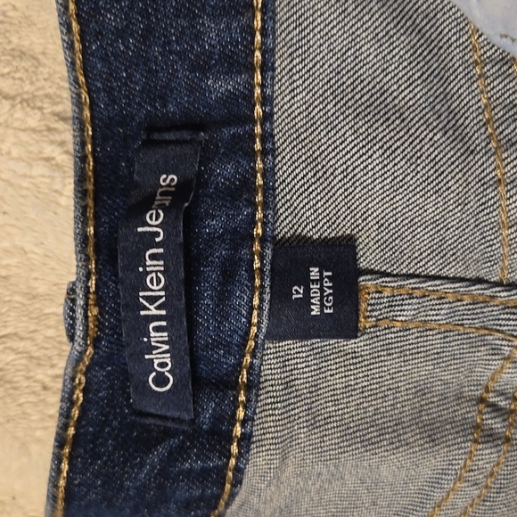 Calvin Klein Jean Shorts - Picture 4 of 6